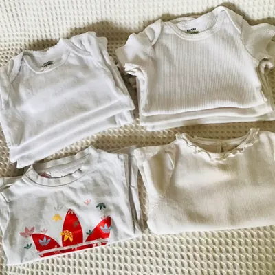 Lot bodies Kiabi EcoConception et Adidas 18 mois